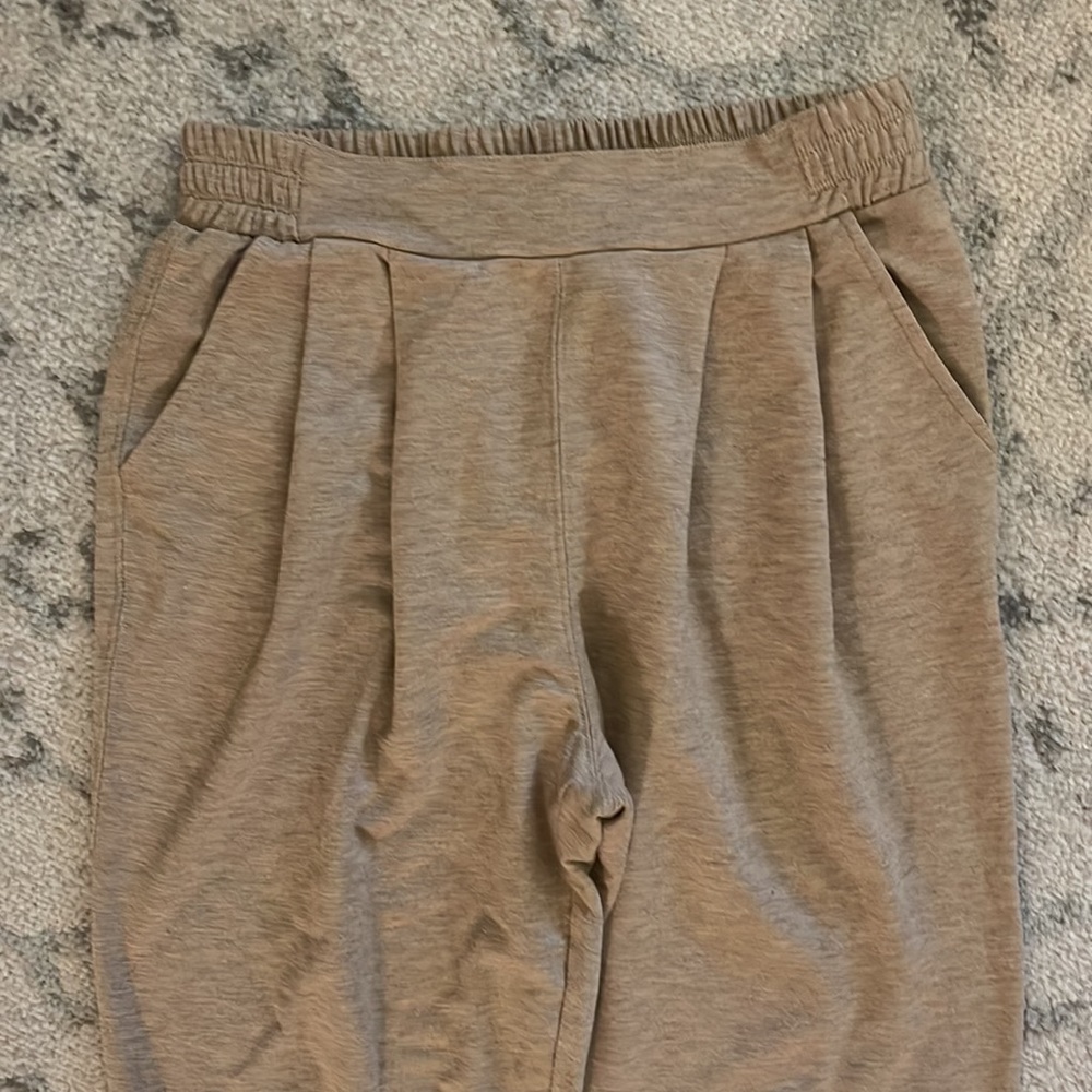 Cella Jane for Splendid Casual Tan Pants - Small - Picture 3 of 6